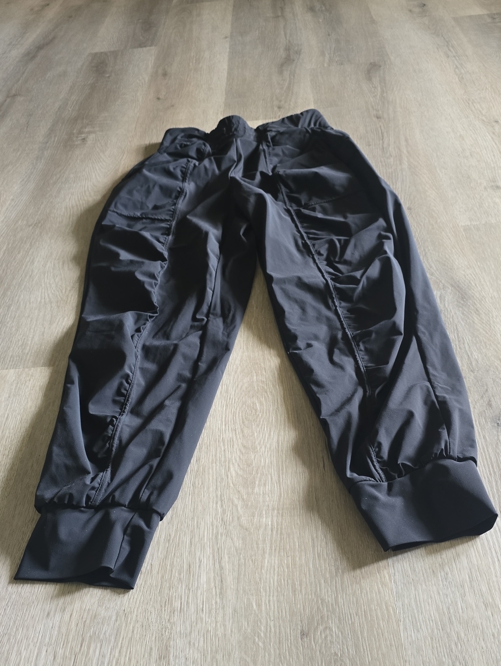 HALARA Black Men’s Jogger Sweatpants with Elastic Cuffs